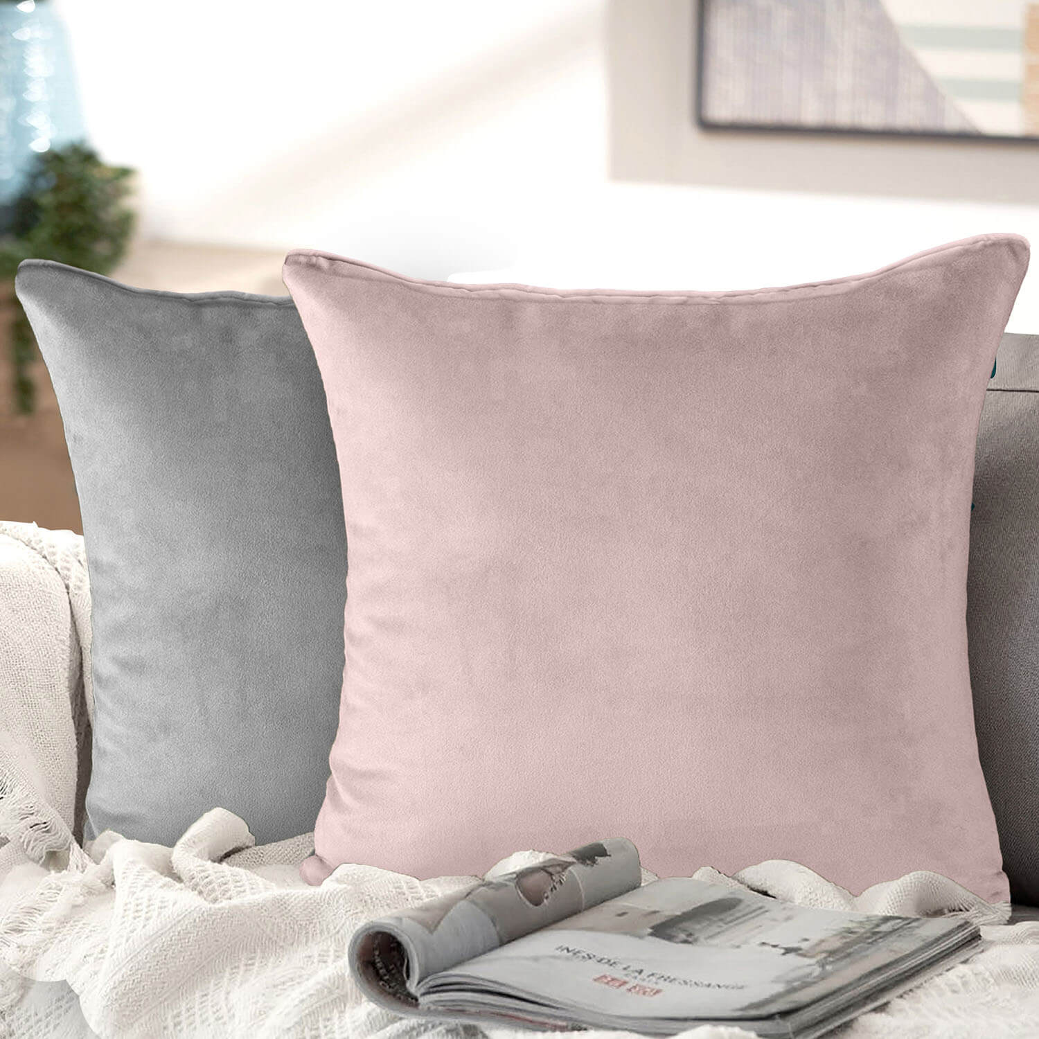 Luna Velvet Cushion – Blush/Silver
