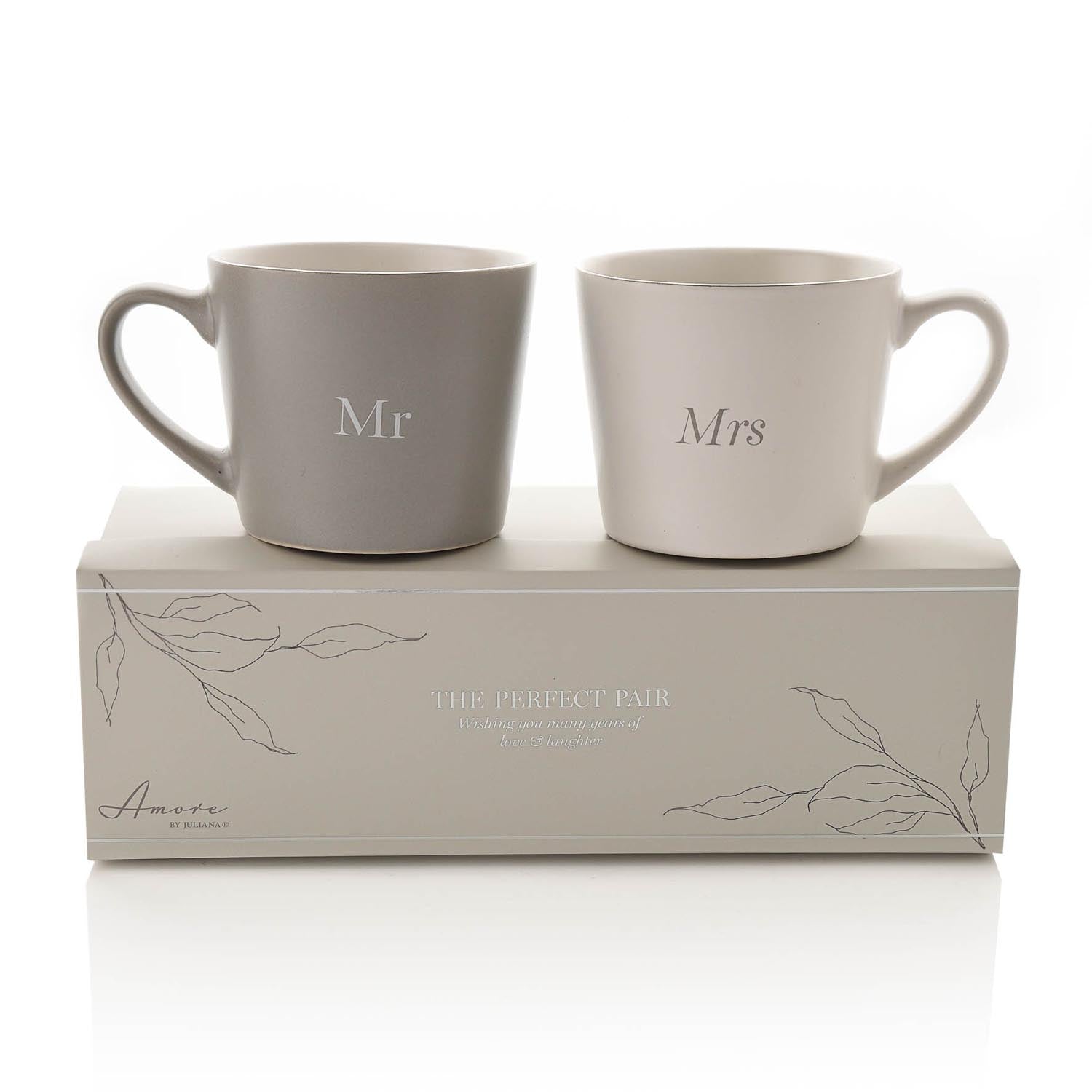 Amore Set of 2 Grey & White Mugs – Mr & Mrs – Grey / White